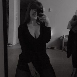 Meet your Posher, Sabrina